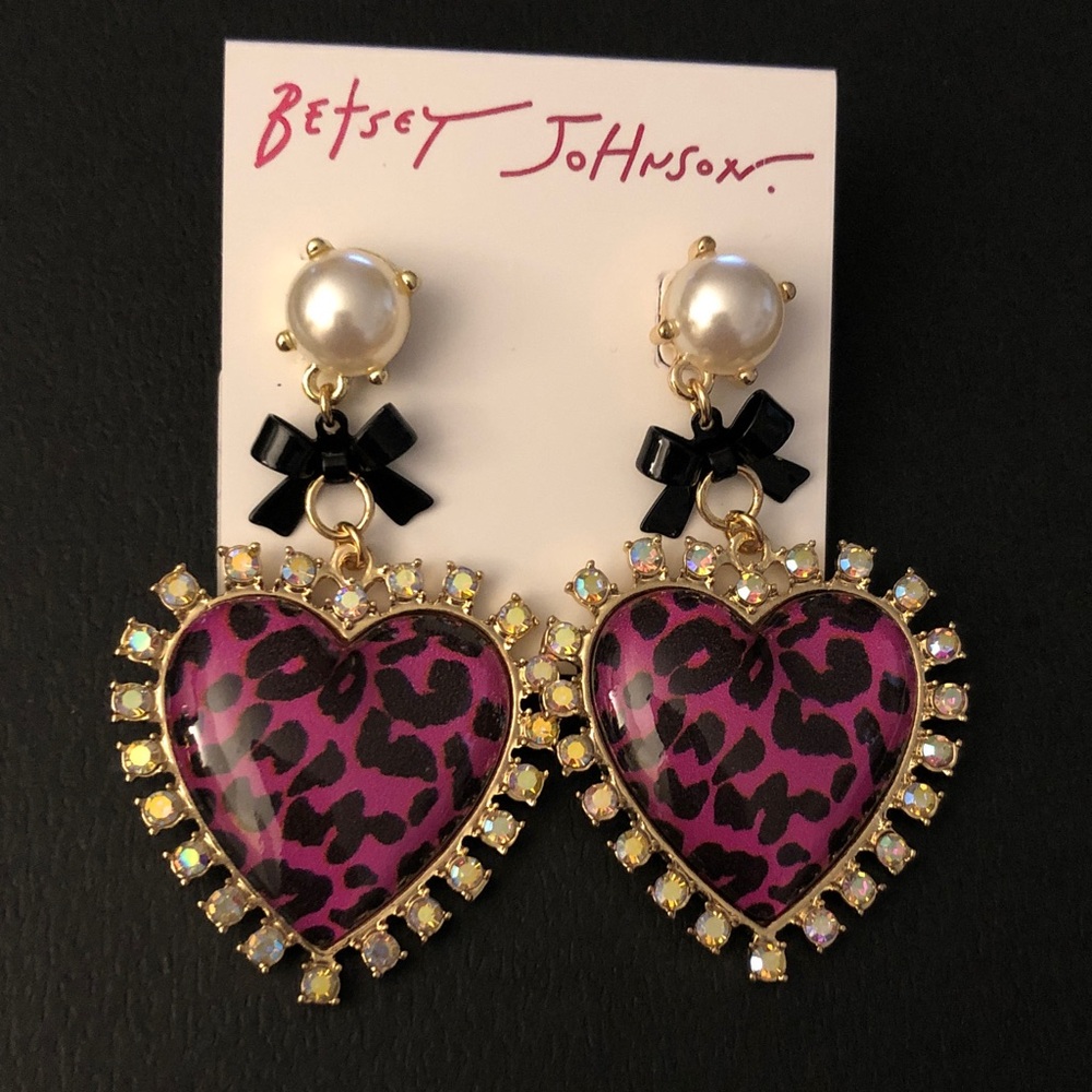 Betsey Johnson Fuchsia Leopard Heart Drop Earrings Bow Faux Pearl & Crystal NWT